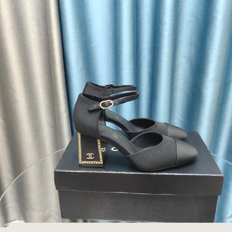 Ch*el high heels